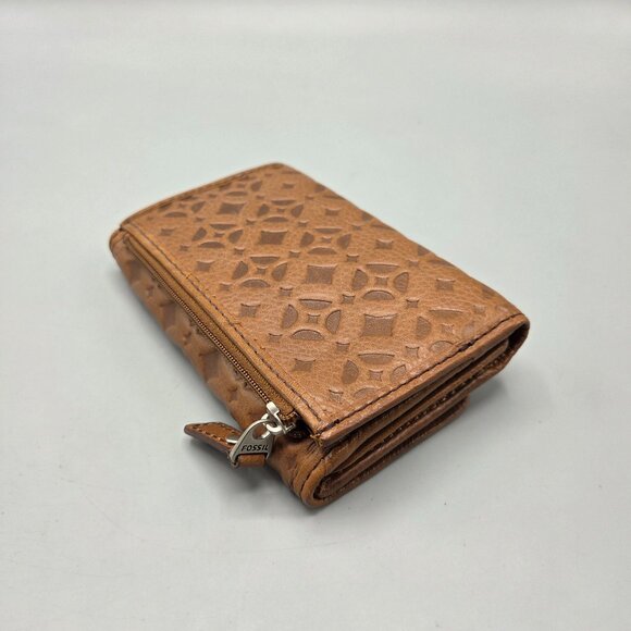 Fossil Brown Leather Embossed Trifold Wallet - Picture 3 of 10